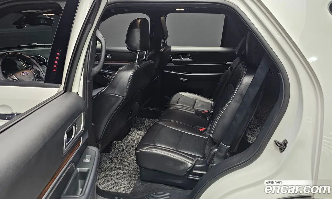 Ford Explorer 2019 2.3 автомат (гидро), фото 13