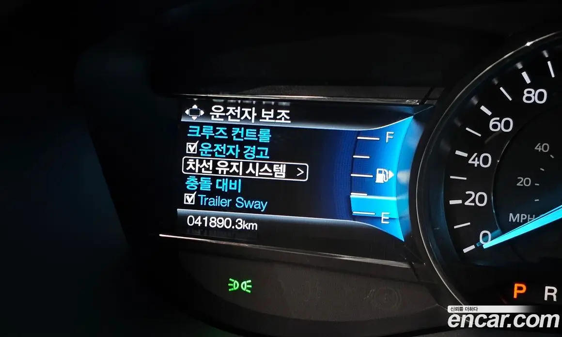 Ford Explorer 2019 2.3 автомат (гидро), фото 16