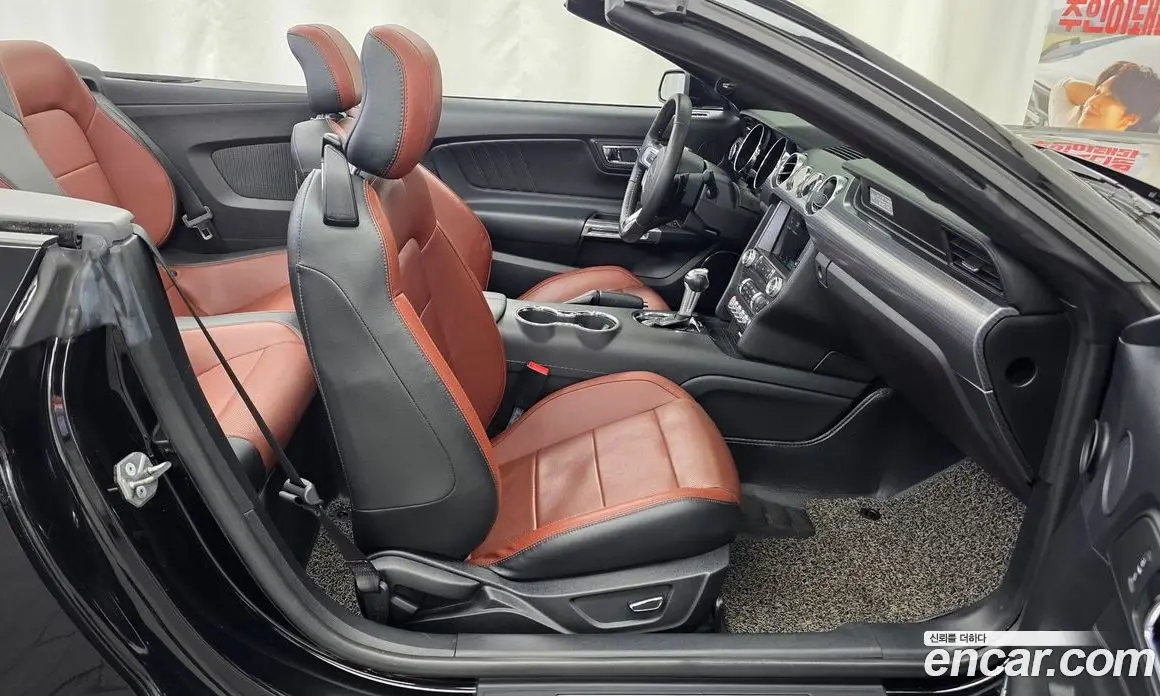 Ford Mustang 2017 2.3 автомат (гидро), фото 11