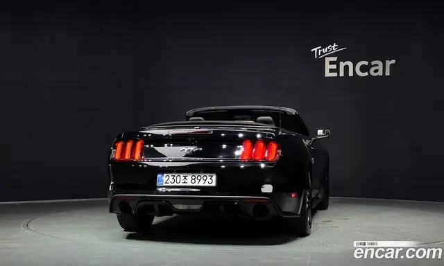 Ford Mustang 2017 2.3 автомат (гидро), миниатюра 4