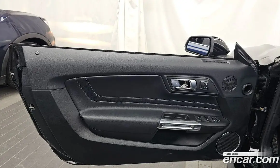 Ford Mustang 2019 5.0 автомат (гидро), фото 14