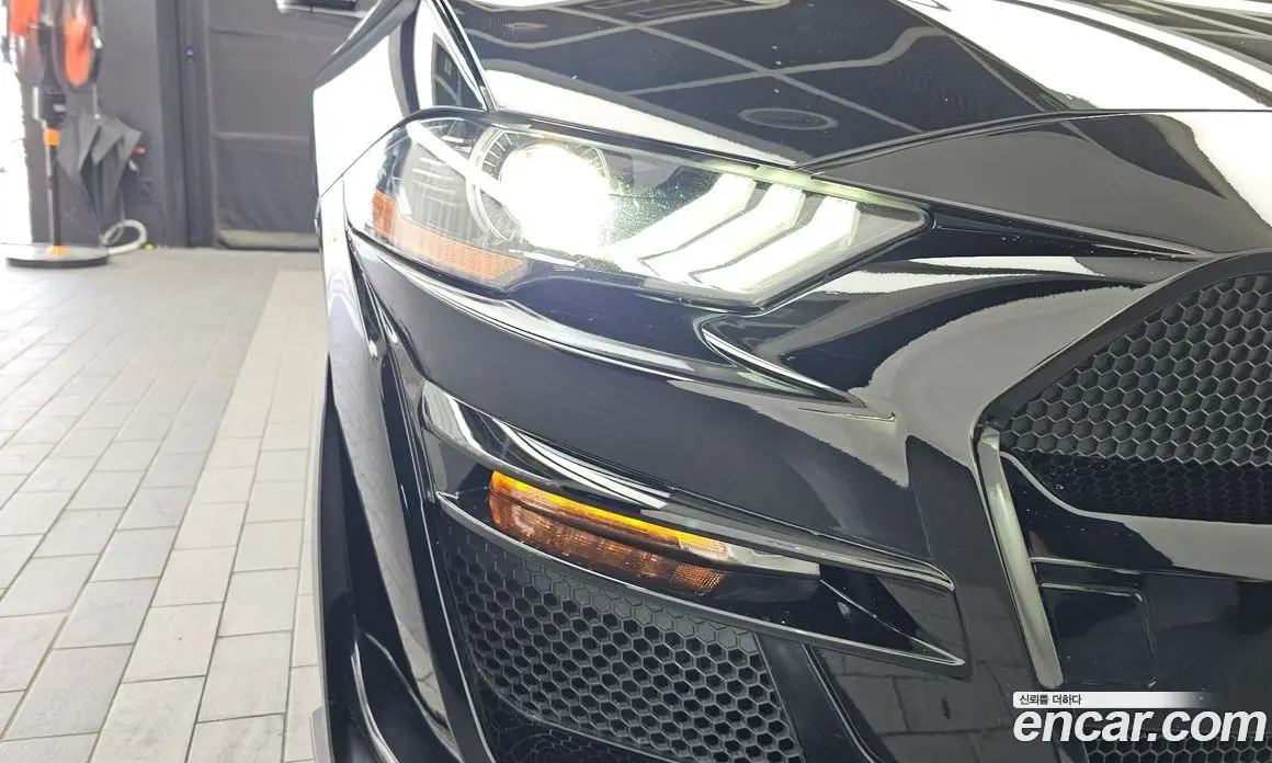 Ford Mustang 2019 5.0 автомат (гидро), фото 8