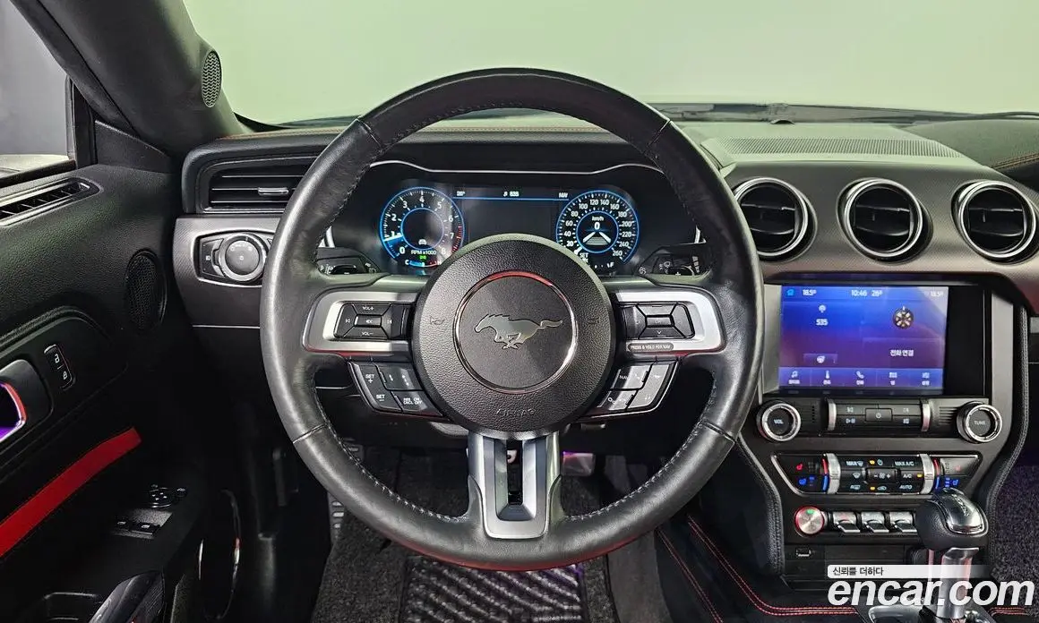 Ford Mustang 2022 2.3 автомат (гидро), фото 15