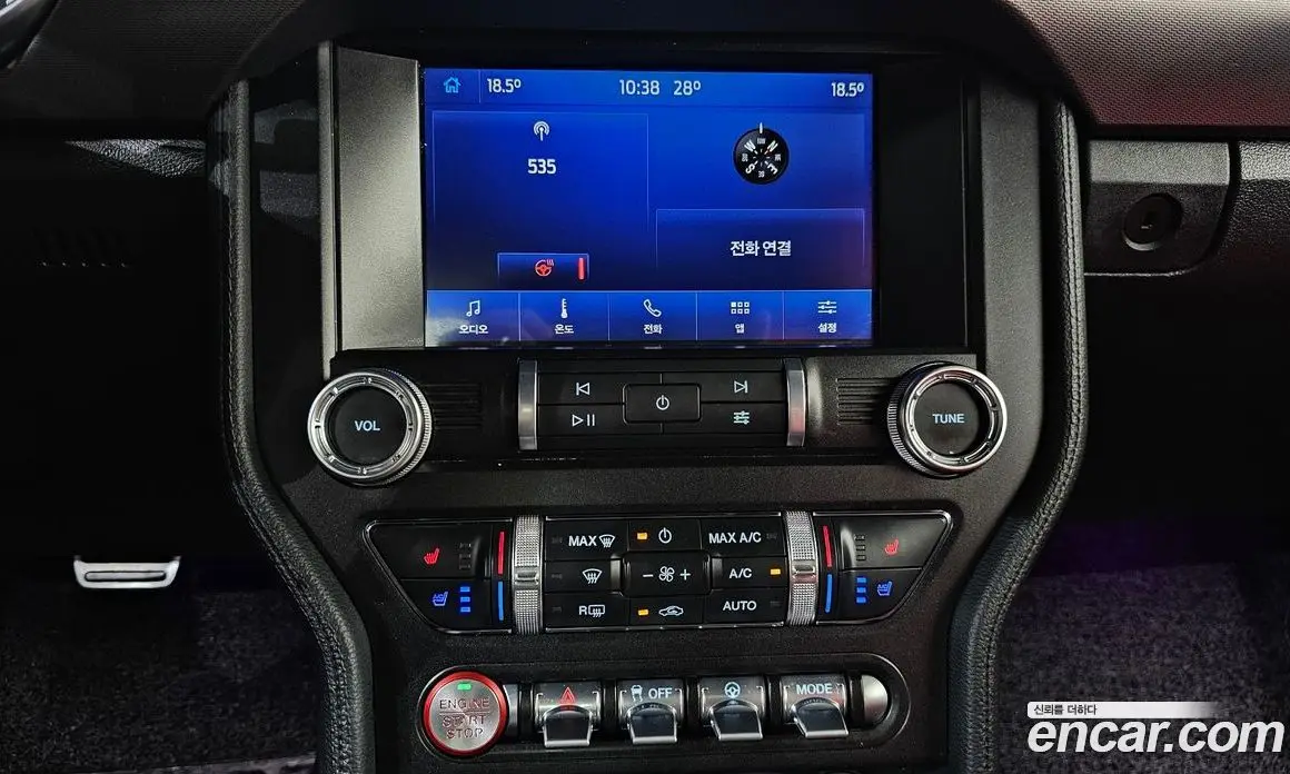 Ford Mustang 2022 2.3 автомат (гидро), фото 17