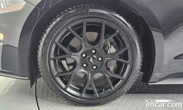 Ford Mustang 2022 2.3 автомат (гидро), миниатюра 5