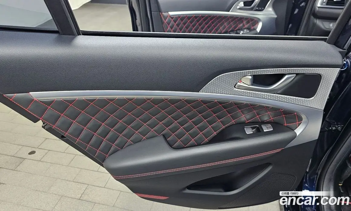 Genesis G70 2022 2.0 автомат (гидро), фото 14