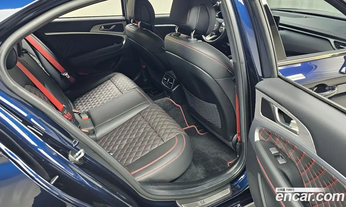 Genesis G70 2022 2.0 автомат (гидро), фото 17