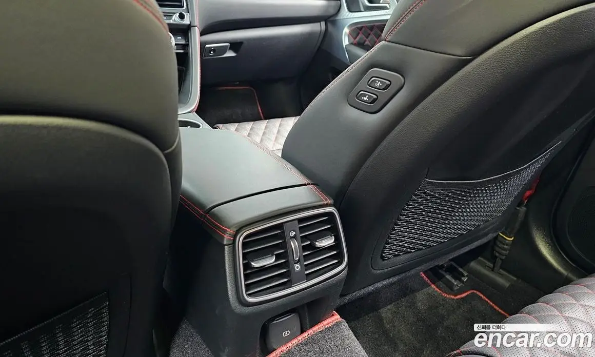 Genesis G70 2022 2.0 автомат (гидро), фото 29