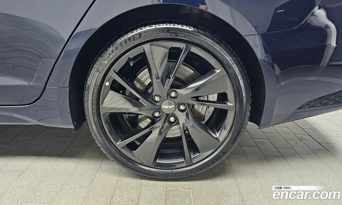 Genesis G70 2022 2.0 автомат (гидро), фото 6