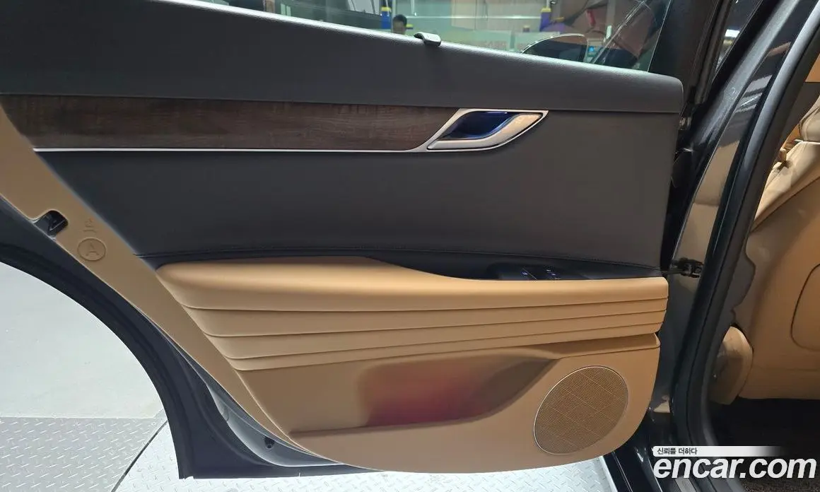 Genesis G80 2023 2.5 автомат (гидро), фото 15