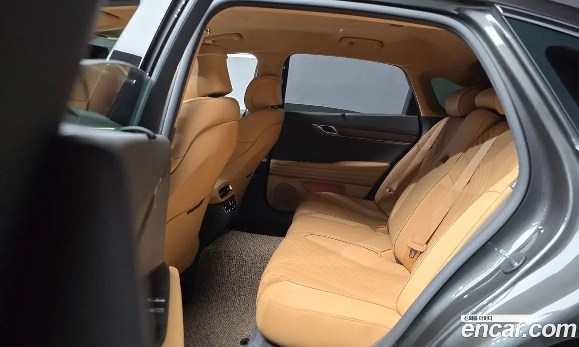 Genesis G80 2023 2.5 автомат (гидро), фото 18
