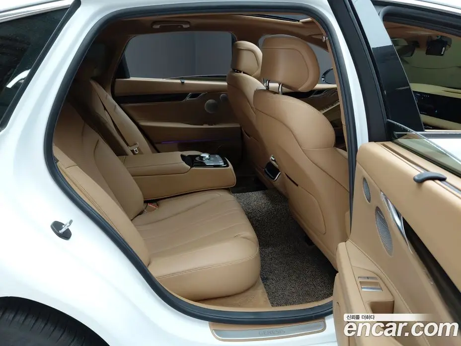 Genesis G80 2025 2.5 автомат (гидро), фото 17