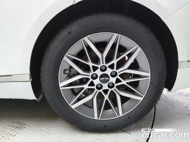 Genesis G80 2025 2.5 автомат (гидро), миниатюра 7
