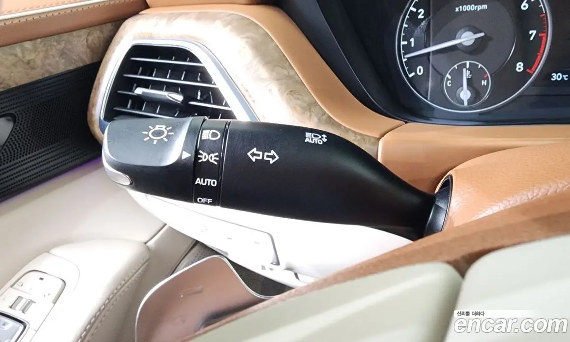 Genesis G90 2019 5.0 автомат (гидро), фото 38