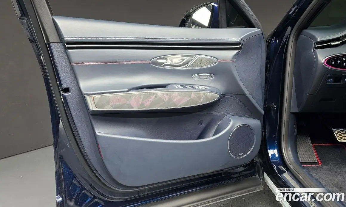 Genesis GV70 2021 3.5 автомат (гидро), фото 13