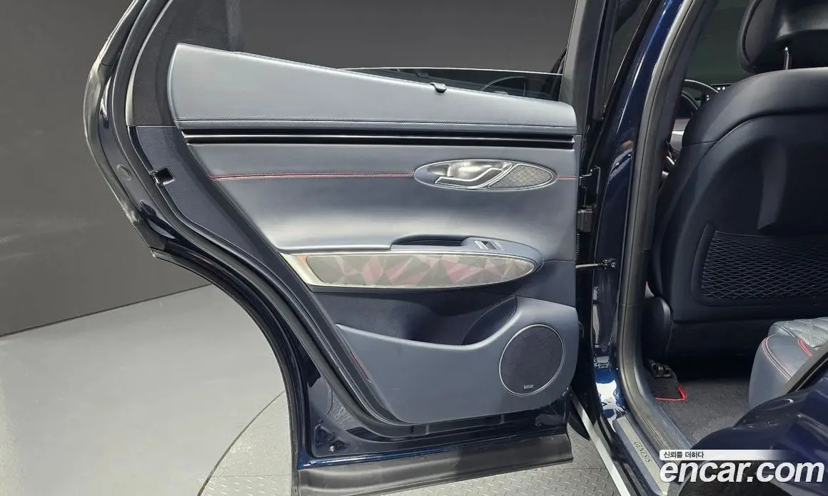 Genesis GV70 2021 3.5 автомат (гидро), фото 14