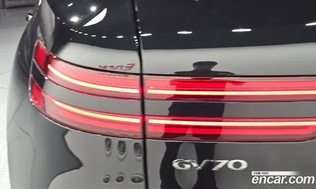 Genesis GV70 2022 2.5 автомат (гидро), миниатюра 9