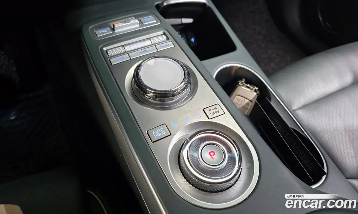 Genesis GV70 2022 0.1 автомат (гидро), фото 12
