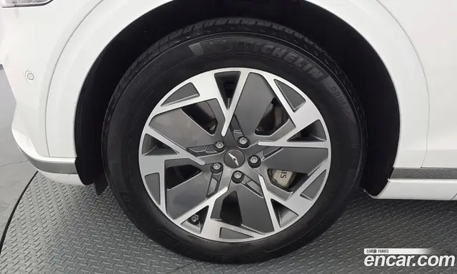 Genesis GV70 2022 0.1 автомат (гидро), миниатюра 5