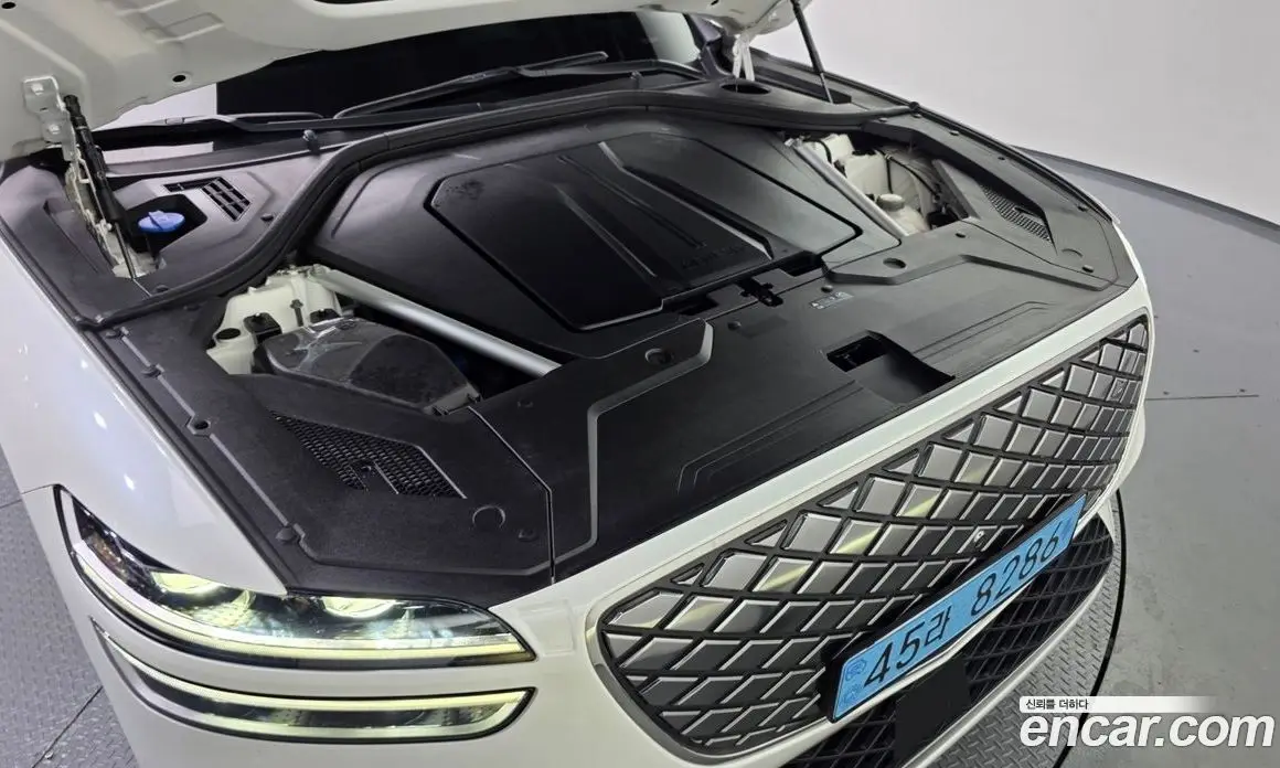 Genesis GV70 2022 0.1 автомат (гидро), фото 6
