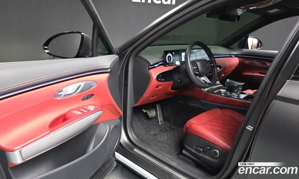 Genesis GV70 2024 2.5 автомат (гидро), фото 13