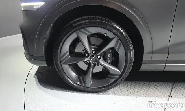 Genesis GV70 2024 2.5 автомат (гидро), миниатюра 5