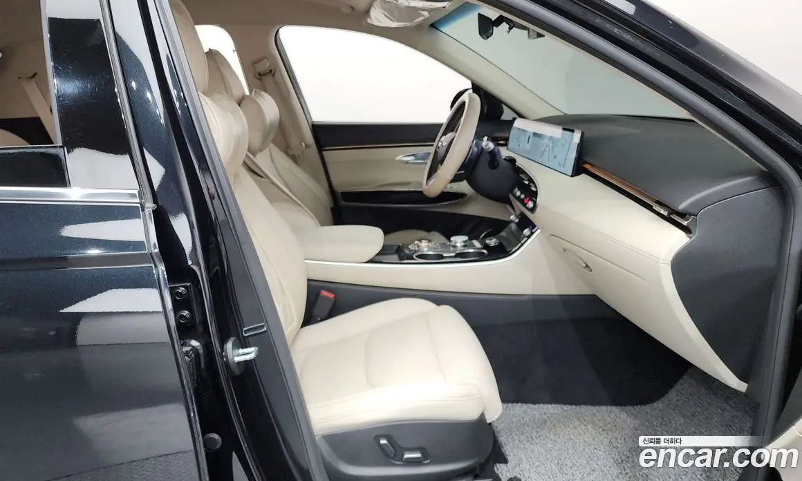 Genesis GV70 2024 2.5 автомат (гидро), фото 16
