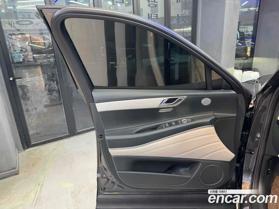Genesis GV80 2024 2.5 автомат (гидро), фото 14