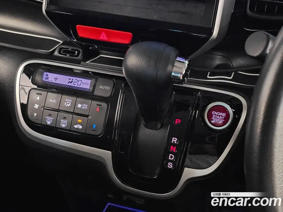 Honda N-BOX 2015 0.7 автомат (гидро), фото 12