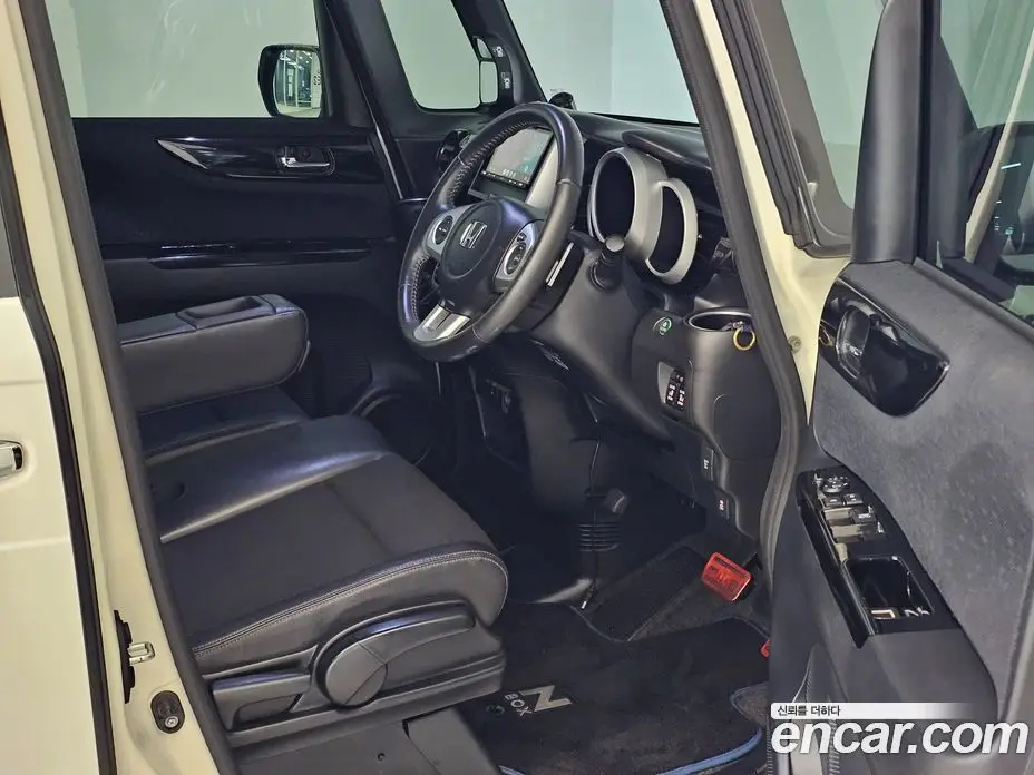 Honda N-BOX 2015 0.7 автомат (гидро), фото 5