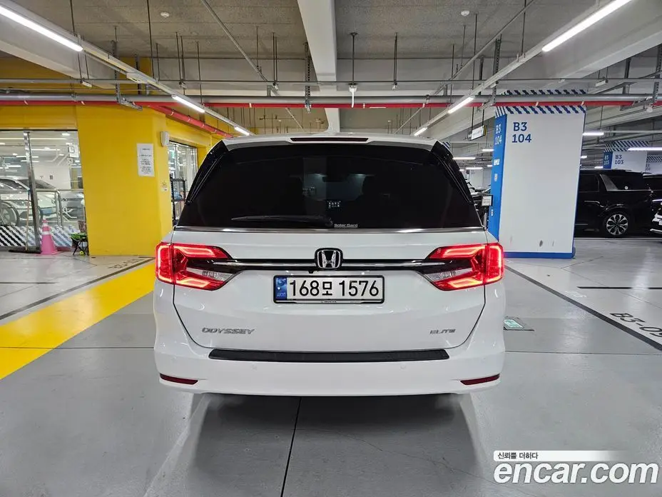 Honda Odyssey 2022 3.5 автомат (гидро), фото 4 Honda Odyssey 2022 3.5 автомат (гидро), фото 4