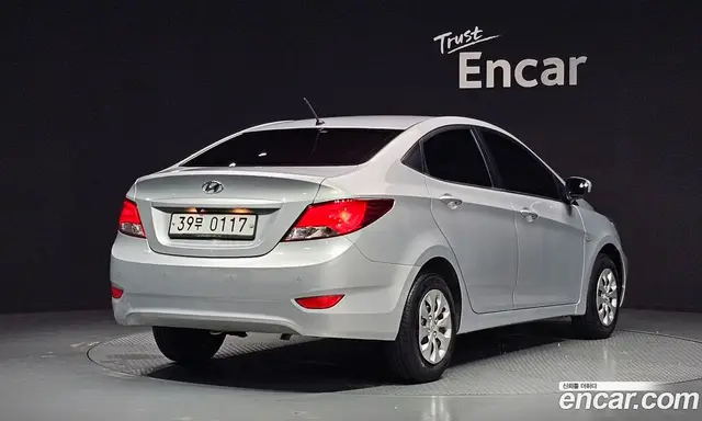 Hyundai Accent 2015 1.4 автомат (гидро), миниатюра 2