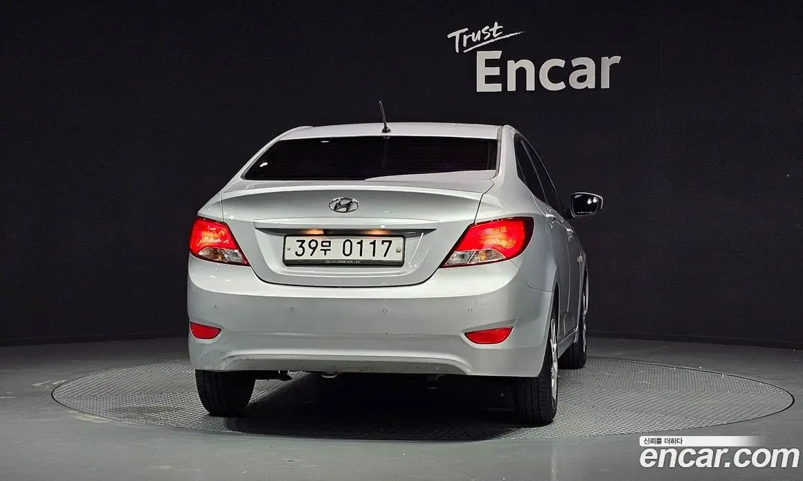 Hyundai Accent 2015 1.4 автомат (гидро), фото 4