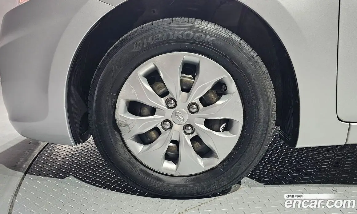 Hyundai Accent 2015 1.4 автомат (гидро), фото 5
