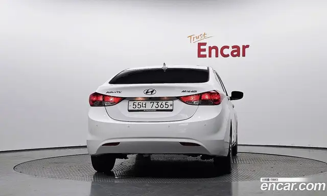 Hyundai Avante 2012 1.6 автомат (гидро), миниатюра 3