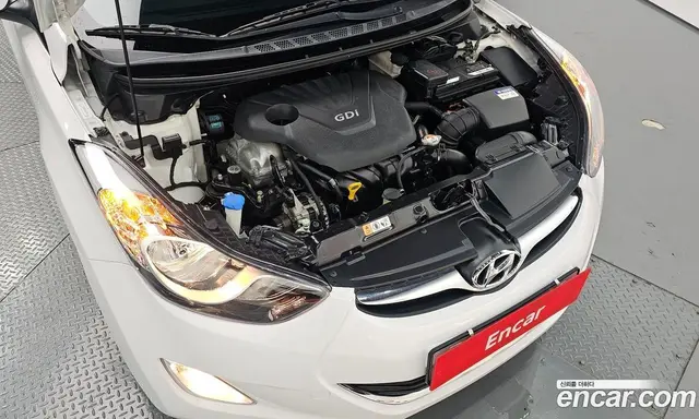 Hyundai Avante 2012 1.6 автомат (гидро), миниатюра 5