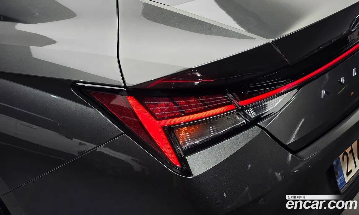 Hyundai Avante 2022 1.6 автомат (гидро), фото 8
