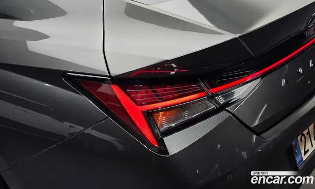 Hyundai Avante 2022 1.6 автомат (гидро), миниатюра 8