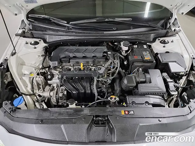 Hyundai Avante 2022 1.6 автомат (гидро), миниатюра 11