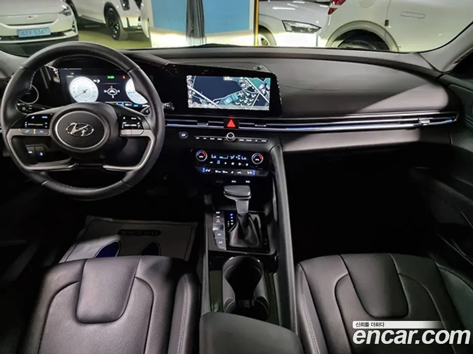 Hyundai Avante 2022 1.6 автомат (гидро), фото 16