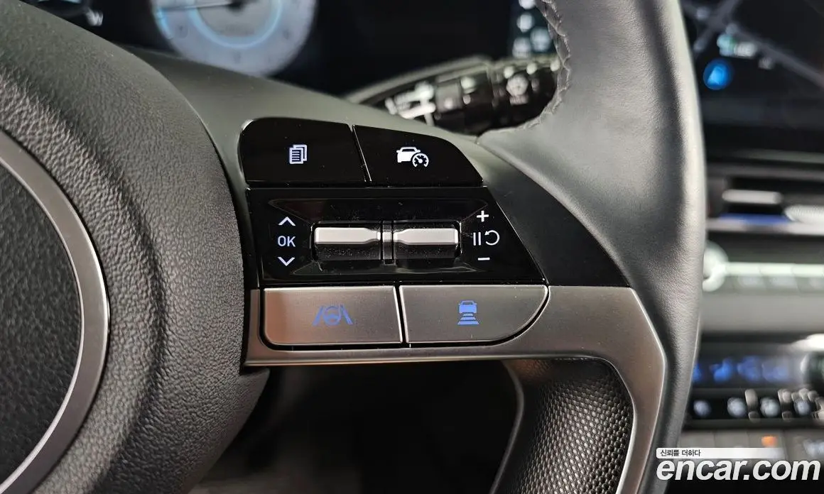Hyundai Avante 2023 1.6 автомат (гидро), фото 18
