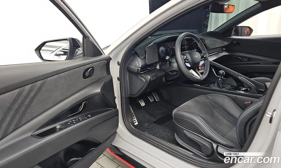 Hyundai Avante 2026 2.0 механика, фото 13