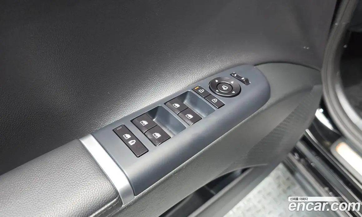 Hyundai Grandeur 2023 2.5 автомат (гидро), фото 14