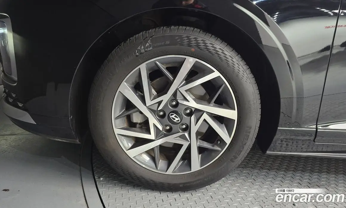 Hyundai Grandeur 2023 2.5 автомат (гидро), фото 5