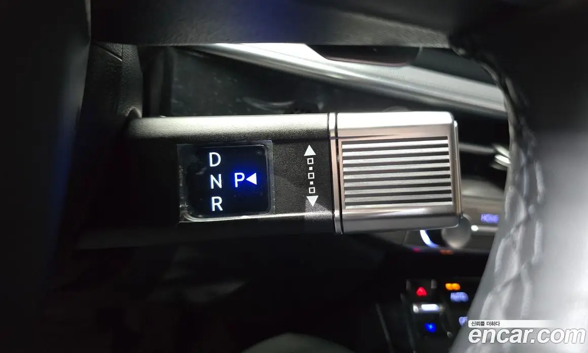 Hyundai Grandeur 2023 2.5 автомат (гидро), фото 9