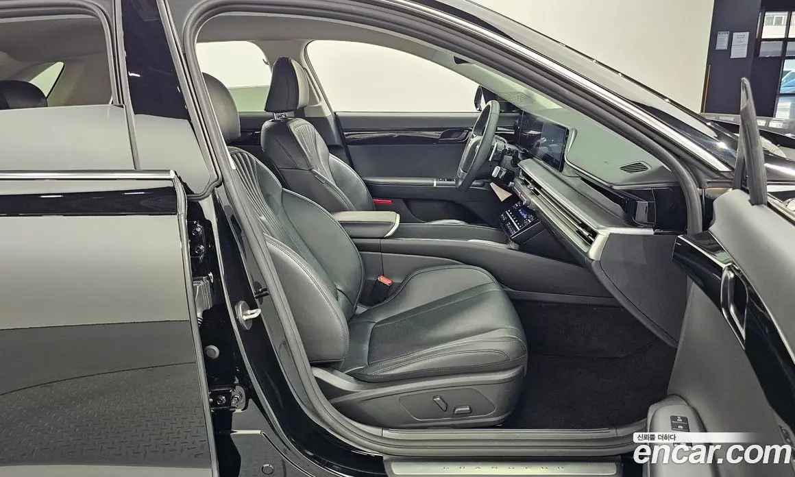 Hyundai Grandeur 2023 2.5 автомат (гидро), фото 11