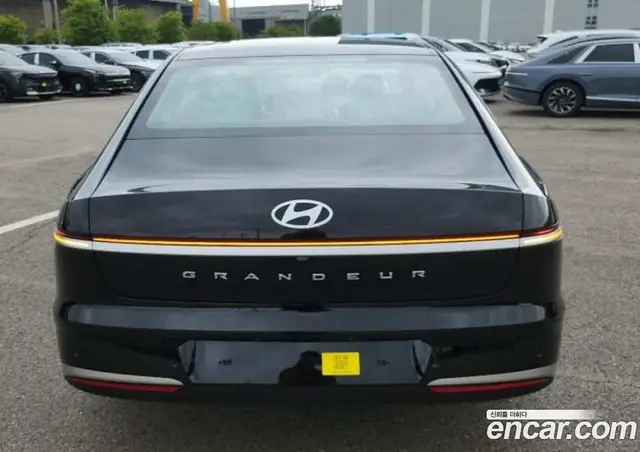 Hyundai Grandeur 2026 1.6 автомат (гидро), миниатюра 3