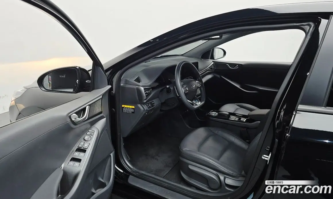 Hyundai Ioniq 2020 0.1 автомат (гидро), фото 13