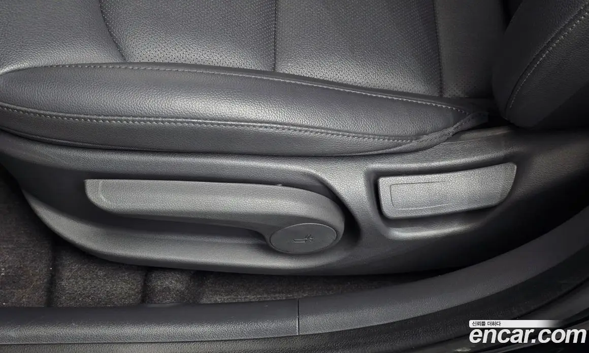 Hyundai Ioniq 2020 0.1 автомат (гидро), фото 29