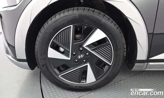 Hyundai Ioniq 5 2025 0.1 автомат (гидро), миниатюра 5